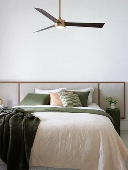 Beacon Airfusion Climate IV plafondventilator messing walnoot 132 centimeter