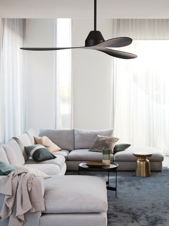 Beacon Whitehaven plafondventilator zwart 142 cm 213041 in woonkamer